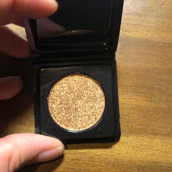 3/$20 : Eyeshadows - Picture 5 of 5